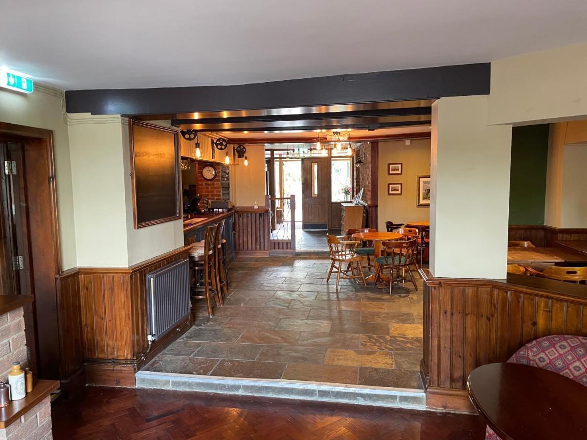 The Swan Inn East Ilsley Eksteriør bilde